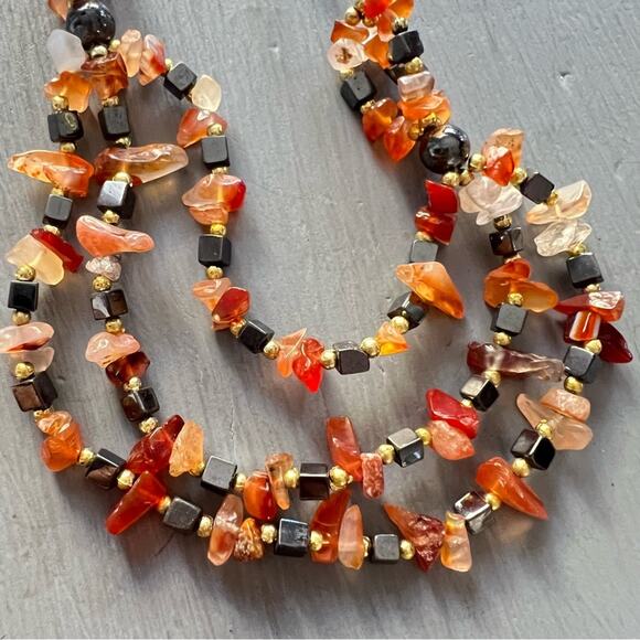 Polished Stone Beads & Hematite Necklace - Picture 2 of 7